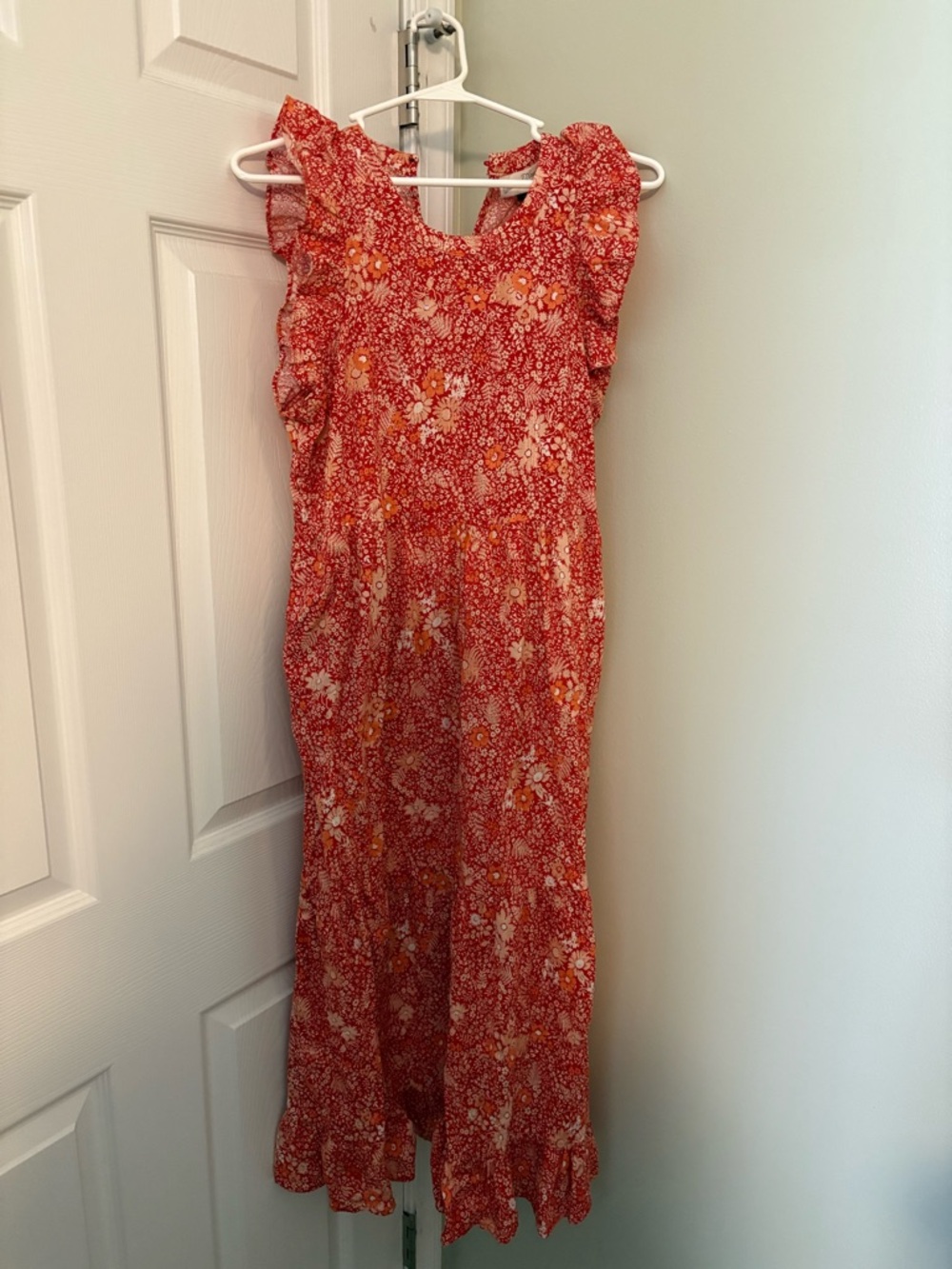 Universal Thread Red and Cream Floral Pattern Blouse